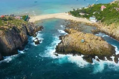 Isla de Yen en la ciudad de Nha Trang. (Fuente: Captura de pantalla del videoclip "Nha Trang - Khanh Hoa: ¡Tocando tu corazón!")