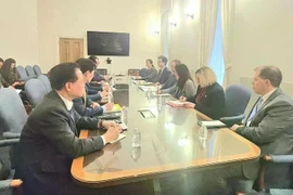 En la reunión entre el ministro vietnamita de Industria y Comercio, Nguyen Hong Dien, y el representante comercial de Estados Unidos, Jamieson L. Greer. (Fuente: Ministerio de Industria y Comercio de Vietnam)